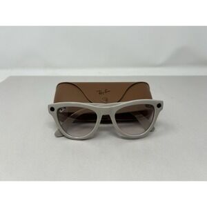 Ray-Ban Meta Skyler 670013 Smart Glasses - Shiny Chalky Gray Frames RW4010